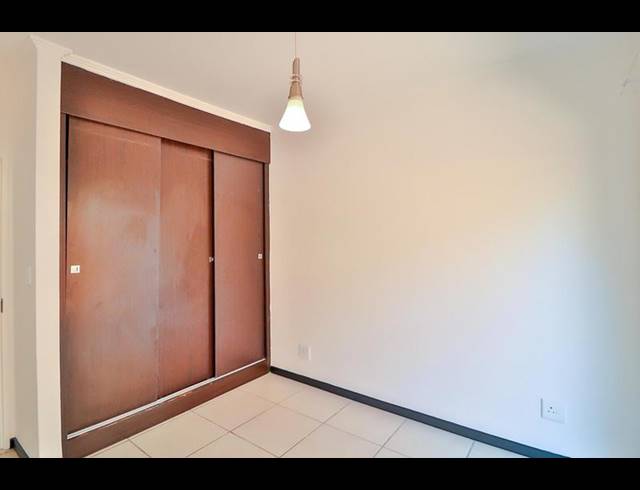 2 BEDROOM PROPERTY TO RENT IN MODDERFONTEIN